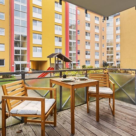 Edler Wohnraum Disney Marvel Studio Mit Balkon, Boxspringbett, Kaffeevollautomat, Lift & Parkplatz Хемниц Экстерьер фото